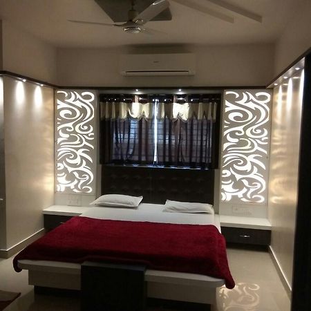 Hotel Excel Executive Amravati Exterior photo